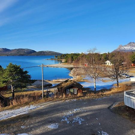Ulvsvag Gjestgiveri Og Fjordcamping As Bagian luar foto
