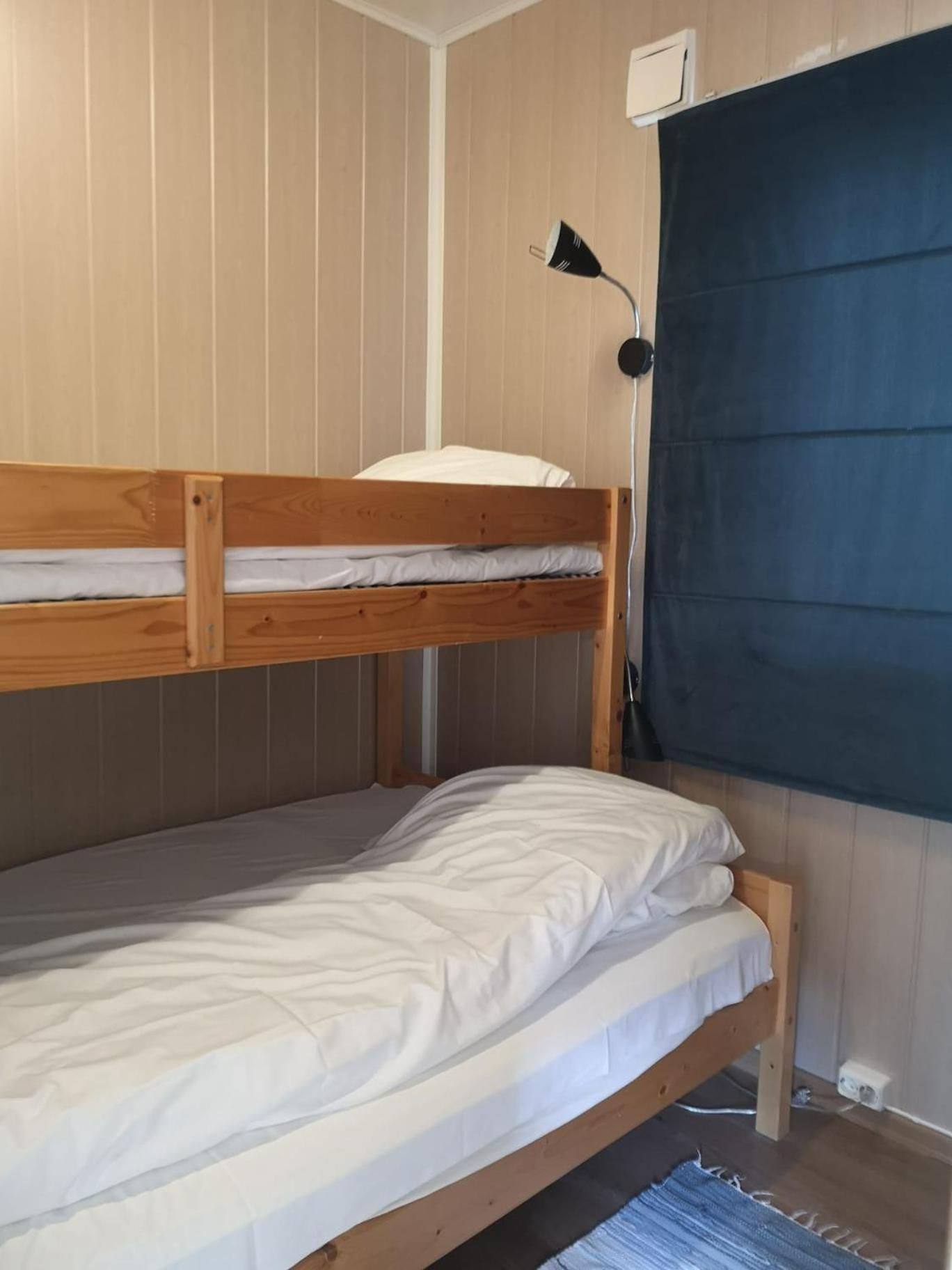 Ulvsvag Gjestgiveri Og Fjordcamping As Bagian luar foto