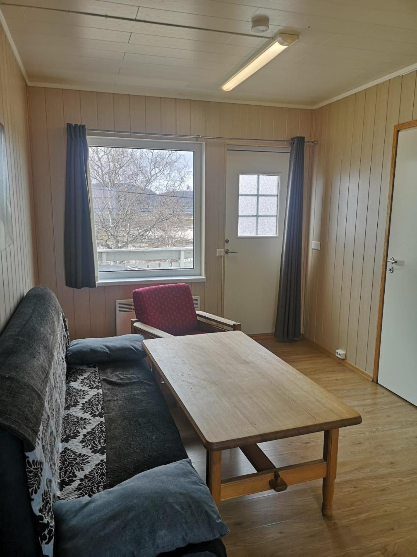 Ulvsvag Gjestgiveri Og Fjordcamping As Bagian luar foto